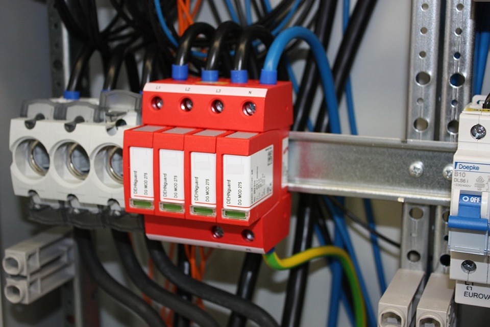 U berspannungsschutz bei AG Elektrotechnik GmbH in Frammersbach